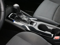 The 2020 Toyota Corolla SE combines sporty design, impressive efficiency, and advanced tech to eleva... (image 7)