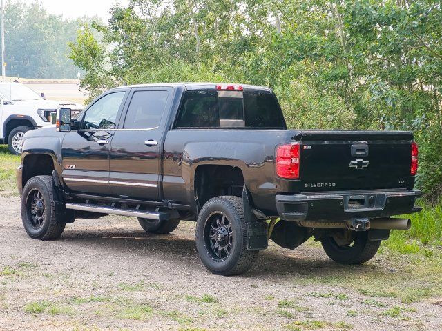 2019 Chevrolet Silverado 3500HD LTZ in Cars & Trucks in Edmonton - Image 3