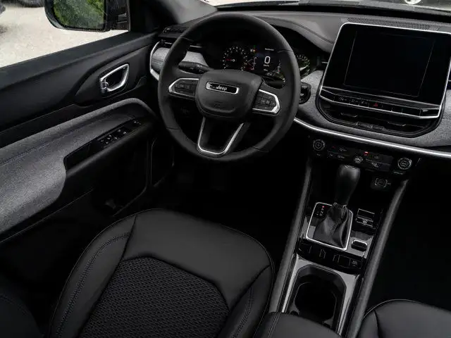 2025 Jeep Compass North in Cars & Trucks in Barrie - Image 16