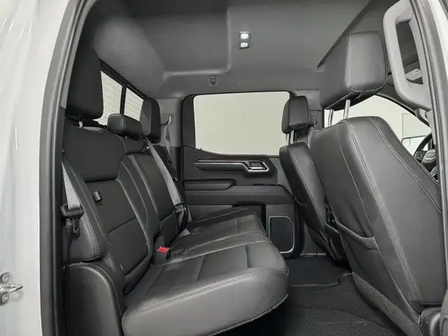 2024 GMC Sierra 1500 SLT | No Accidents | Remote Start | Leather in Cars & Trucks in Grande Prairie - Image 37