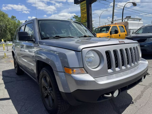 2017 JEEP Patriot Sport in Cars & Trucks in Laval / North Shore - Image 2