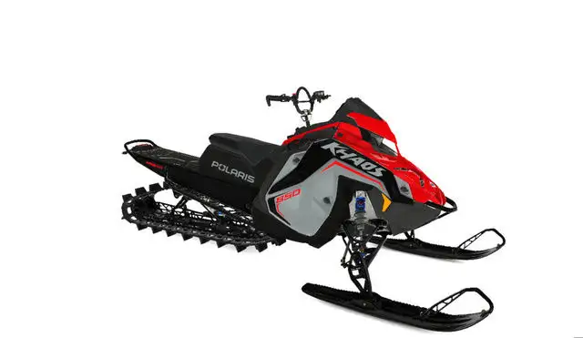 2025 Polaris RMK KHAOS 155 850 Storm Gray Indy Red in Snowmobiles in Edmonton - Image 2
