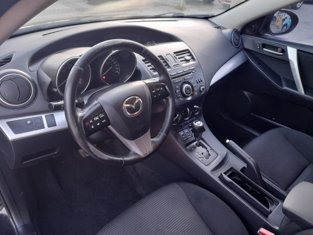  2012 Mazda MAZDA3 GS-SKY, Bluetooth ,alloy wheels ,heated seats in Cars & Trucks in City of Toronto - Image 2