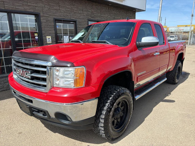  2012 GMC Sierra 1500 4WD LIFTED ONE OWNER!