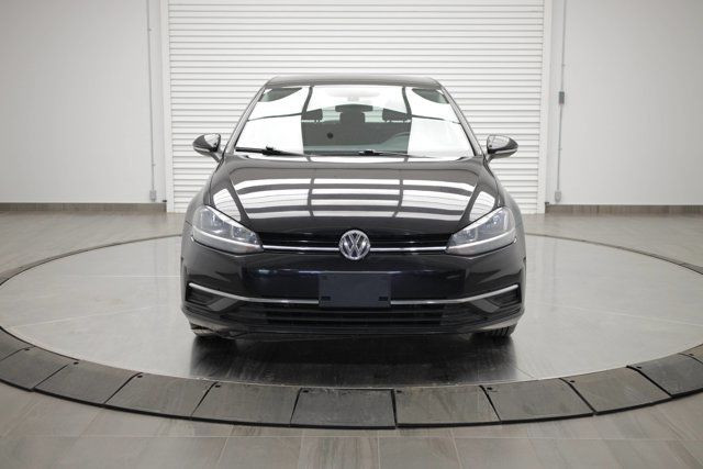 2020 Volkswagen Golf Comfortline in Cars & Trucks in Calgary - Image 2