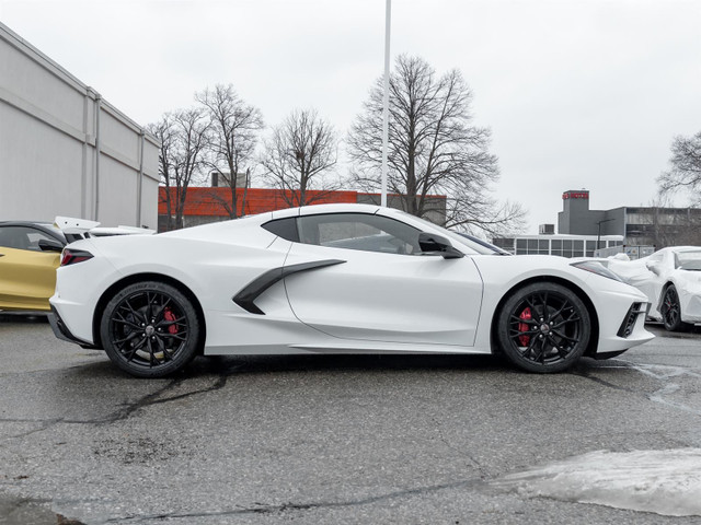 2025 Chevrolet Corvette 3LT- Performance Exhaust | GT2 Bucket Se in Cars & Trucks in Markham / York Region - Image 3