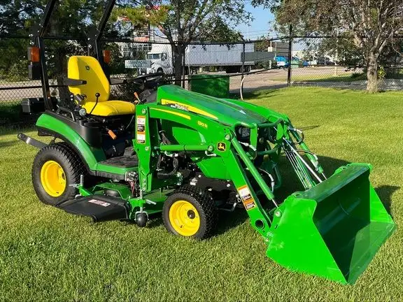 2024 John Deere 1025R in Farming Equipment in Lloydminster - Image 3