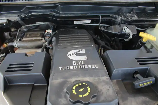 2016 Ram 5500 Bucket Service Versalift Cummins DRW in Heavy Trucks in Mississauga / Peel Region - Image 29