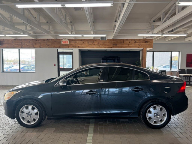 2013 Volvo S60 4dr Sdn T6 AWD in Cars & Trucks in Longueuil / South Shore - Image 2