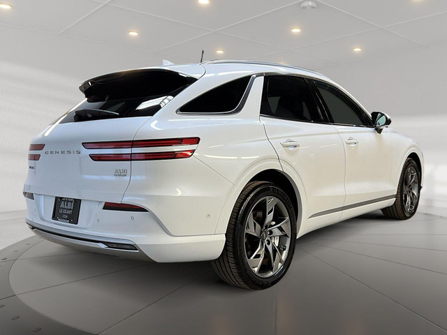 2023 Genesis GV70 ELECTRIFIED PRESTIGE CUIR TOIT PANO NAV 4RM in Cars & Trucks in Laval / North Shore - Image 4