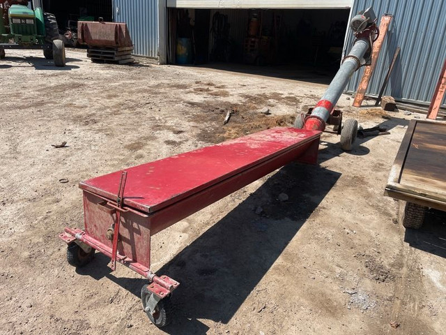 Cardinal Electric Transfer Auger - 17 Foot in Farming Equipment in Stratford - Image 3