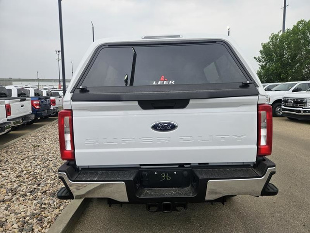 2023 Ford Super Duty F-250 SRW XLT 4WD Crew Cab 6.75' Box, 7.3L  in Cars & Trucks in St. Albert - Image 4