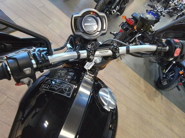 2024 Triumph SCRAMBLER 1200 XE in Street, Cruisers & Choppers in Moncton - Image 4