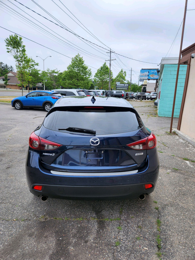 2015 Mazda Mazda3 4dr HB Sport 6SPD Manual GT Leather Sunroof in Cars & Trucks in City of Toronto - Image 3
