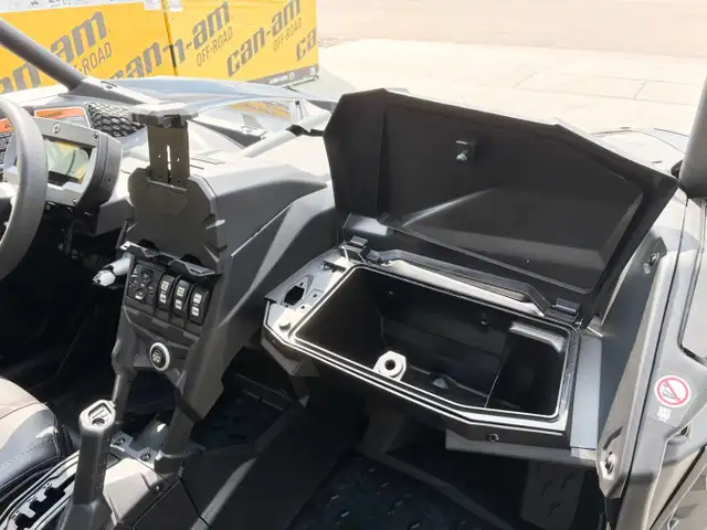 2025 Can-Am Maverick X3 X ds TURBO RR Triple Black in ATVs in Edmonton - Image 12