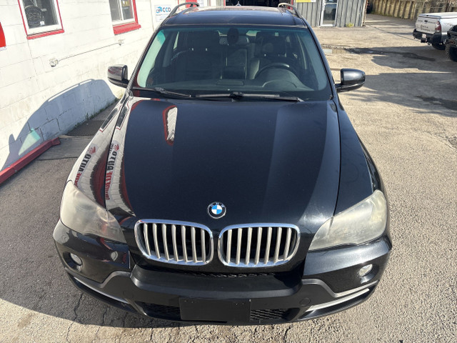 2007 BMW X5 AWD | 4.8L V8 | LEATHER HEATED SEATS | SUNROOF | LOW in Cars & Trucks in Calgary - Image 2