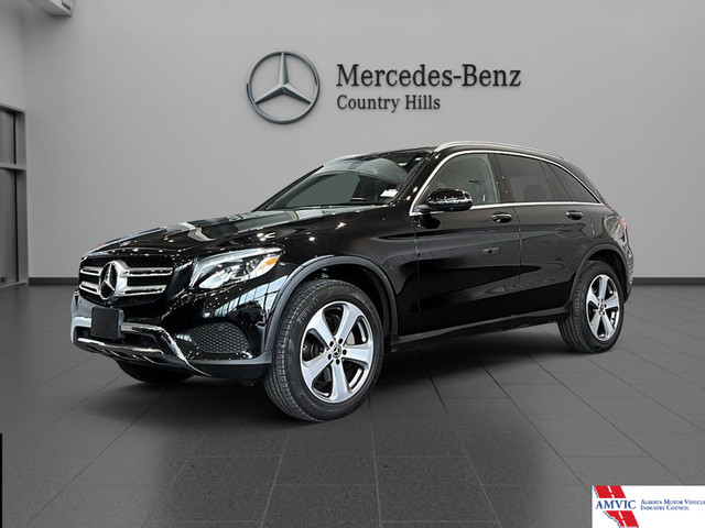 2019 Mercedes-Benz GLC300 4MATIC SUV Only 32,000 km's! Amazing v in Cars & Trucks in Calgary