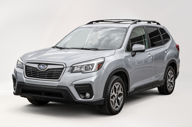 2020 Subaru Forester Touring  EyeSight - Toit ouvrant/sunroof, A in Cars & Trucks in City of Montréal