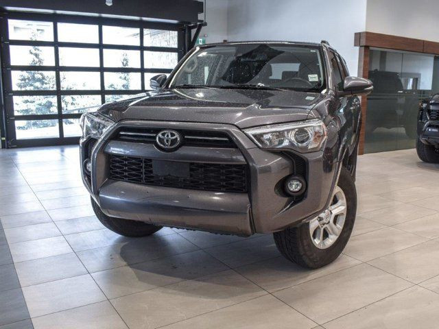 2021 Toyota 4Runner SR5 4X4 in Cars & Trucks in Calgary - Image 4