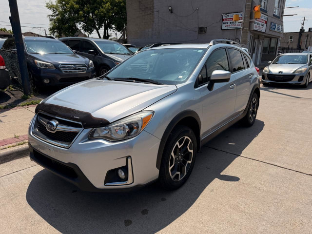 2016 Subaru Crosstrek 5dr Man 2.0i w/Touring Pkg in Cars & Trucks in Hamilton - Image 3