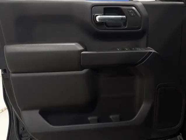 2025 Chevrolet Silverado 1500 Work Truck- Trailering Pkg in Cars & Trucks in Barrie - Image 36
