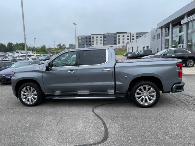 2020 Chevrolet Silverado 1500 in Cars & Trucks in Oakville / Halton Region - Image 2