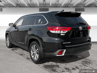 The 2019 Toyota Highlander features all-wheel drive, leather heated front seats, and a versatile 3rd... (image 3)