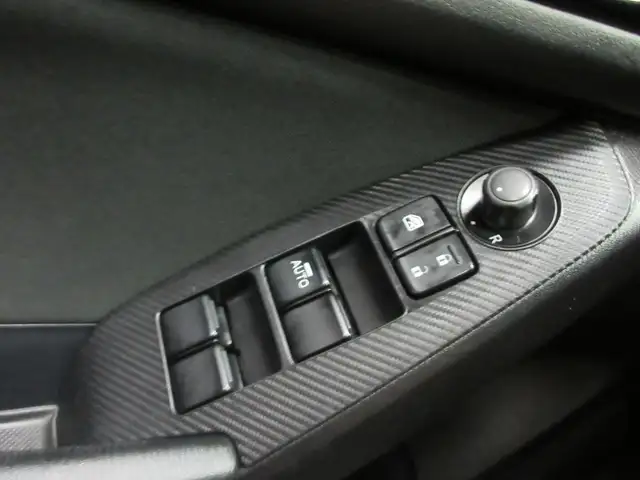 MAZDA 3 2015 GS AUTOMATIQUE SIEGES CHAUFFANT CAMERA PUSH START in Cars & Trucks in Lévis - Image 10