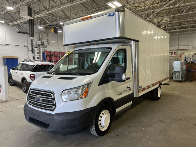 2016 Ford Transit Chassis Cab T-350 156 po PNBV de 9 950 lb RARJ in Cars & Trucks in Longueuil / South Shore