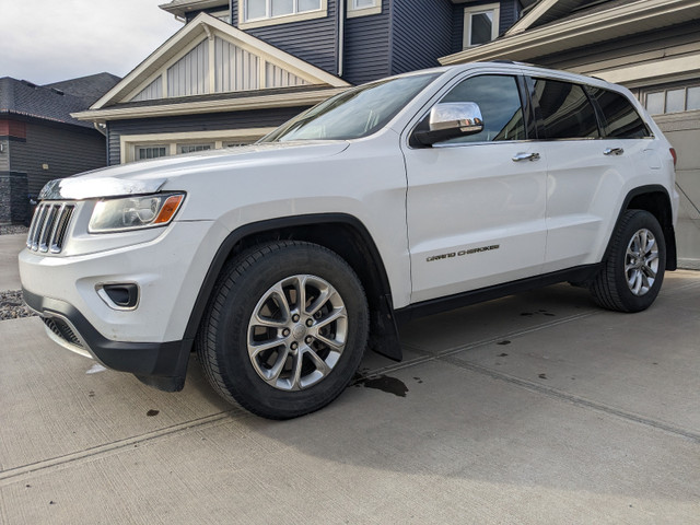 2014 Jeep Grand Cherokee Limited in Cars & Trucks in Strathcona County