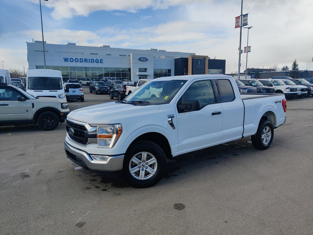 2022 Ford F-150 XLT *PRICE REDUCED* 3.5L, CLOTH, INTERIOR WOR... in Cars & Trucks in Calgary - Image 2