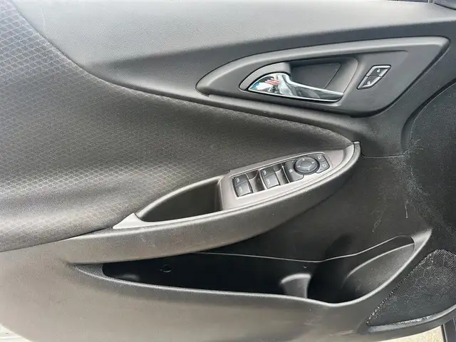 2023 CHEVROLET MALIBU 1LT in Cars & Trucks in Stratford - Image 12