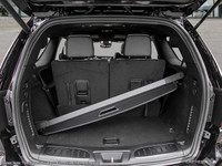 This Dodge Durango has a dependable Regular Unleaded V-8 5.7 L/345 engine powering this Automatic tr... (image 7)