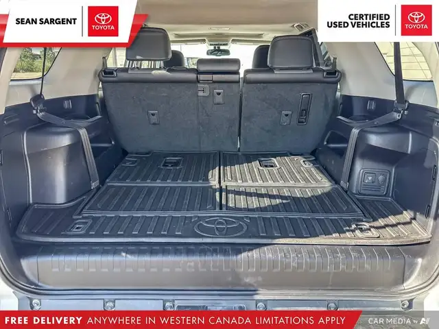 2019 Toyota 4Runner SR5 >>FREE DELIVERY WESTERN CANADA<< SR5 in Cars & Trucks in Grande Prairie - Image 8
