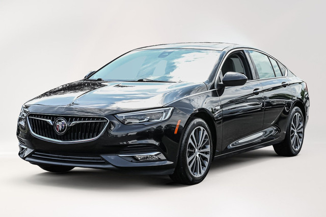 2018 Buick Regal Sportback AWD * Cuir * Toit ouvrant *construit  in Cars & Trucks in City of Montréal