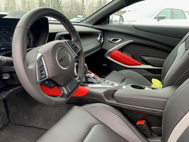 2023 Chevrolet Camaro 2LT in Cars & Trucks in Thunder Bay - Image 3