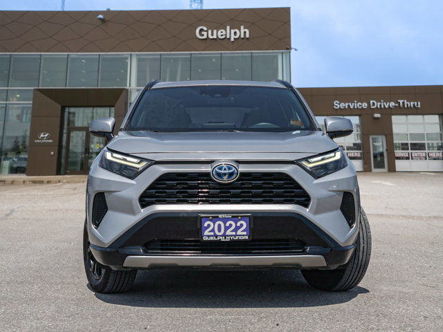 2022 Toyota RAV4 Hybrid SE AWD | Sunroof | Heated Steering in Cars & Trucks in Guelph - Image 2