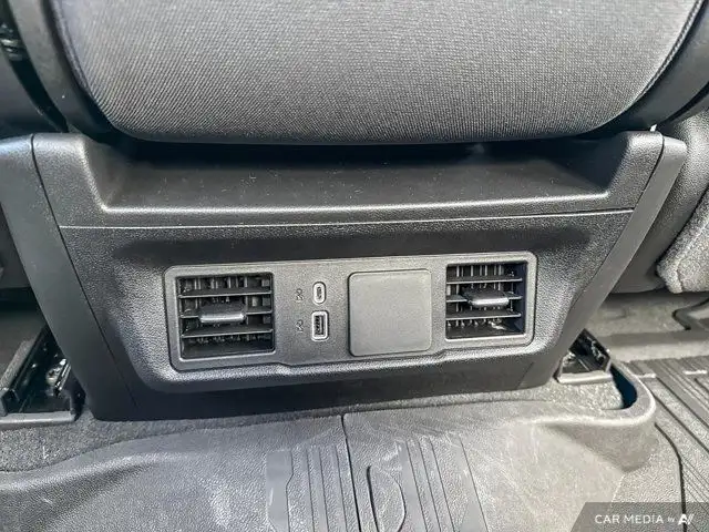 2025 GMC Sierra 1500 Pro in Cars & Trucks in Cowichan Valley / Duncan - Image 35