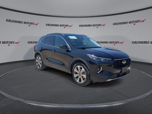 2023 Ford Escape Platinum in Cars & Trucks in Hamilton - Image 2