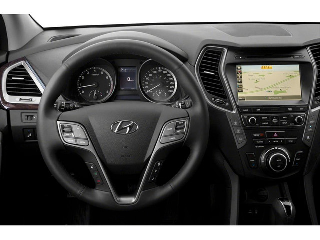 2019 Hyundai Santa Fe XL ESSENTIAL INCOMING | ACCIDENT FREE |... in Cars & Trucks in City of Toronto - Image 4