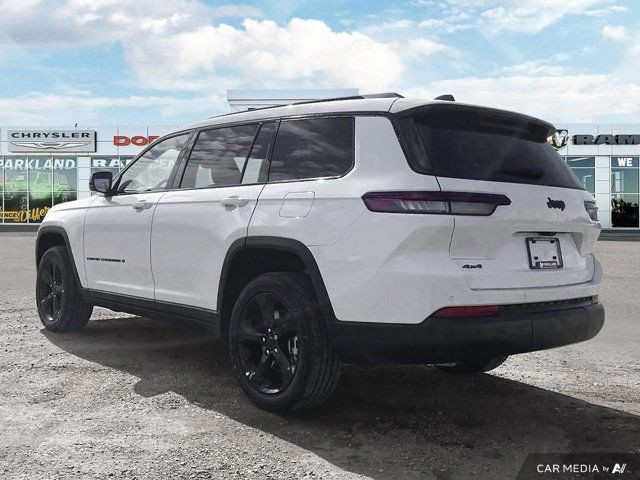 2025 Jeep Grand Cherokee L Altitude 4x4 Sunroof Nav Capable in Cars & Trucks in St. Albert - Image 3