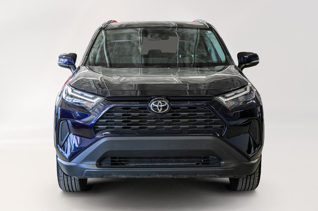 2022 Toyota RAV4 XLE AWD | MAGS | TOIT OUVRANT | CAMERA | CARPLA in Cars & Trucks in City of Montréal - Image 2