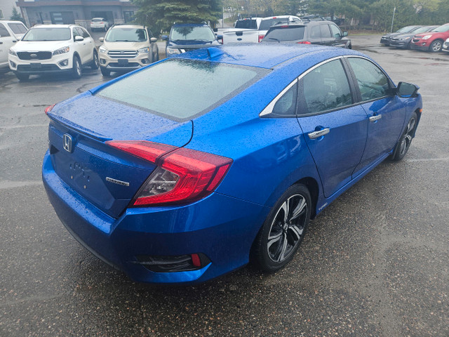 2017 Honda Civic Sedan Touring in Cars & Trucks in Sudbury - Image 3