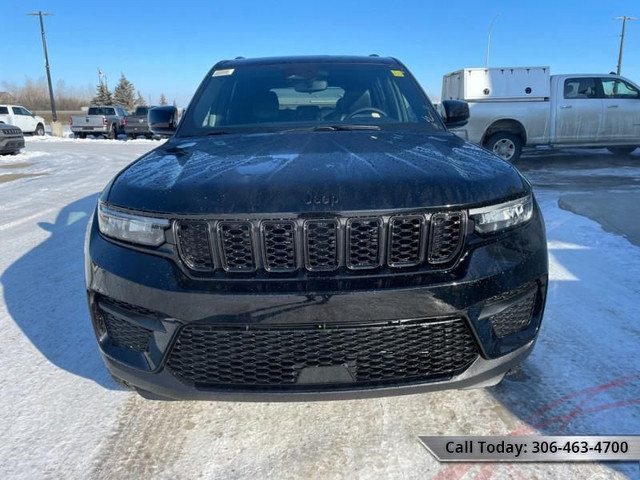 2024 Jeep Grand Cherokee ALTITUDE in Cars & Trucks in Saskatoon - Image 2