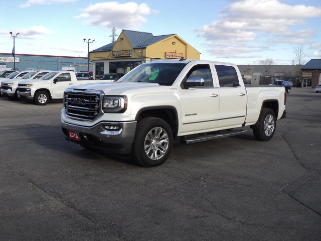 2018 GMC Sierra 1500 SLT CrewCab 4x4 6.2L8cyl LeatherHeatedNav 6 in Cars & Trucks in Brantford