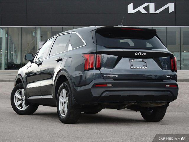 2023 Kia Sorento LX | Accident Free | in Cars & Trucks in Guelph - Image 4