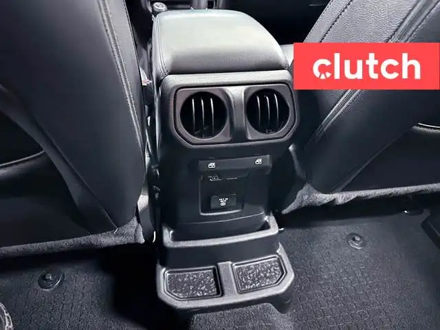 2021 Jeep Wrangler Unlimited Sahara 4X4 w/ Apple CarPlay, Heated in Cars & Trucks in Ottawa - Image 20