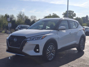 2024 Nissan Kicks SV | Apple CarPlay | Android Auto | Adaptive Cruise Control | Rear Camera | Alloy Wheels & More !