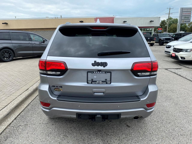 2021 Jeep Grand Cherokee Laredo in Cars & Trucks in Sarnia - Image 4