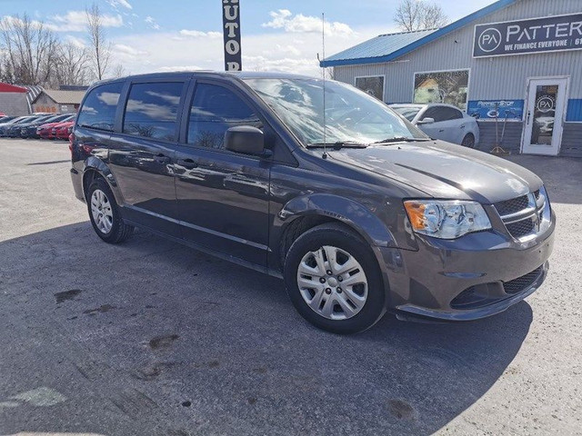 2019 Dodge Grand Caravan SE in Cars & Trucks in Belleville - Image 3